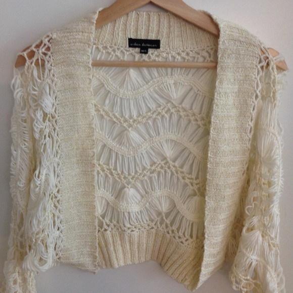 3/$25 URBAN BEHAVIOUR S/M, Bolero/cardi - Picture 2 of 6